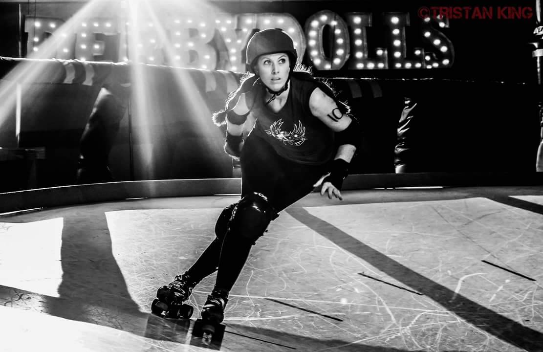 Skating with the dolls - the San Diego Derby Dolls