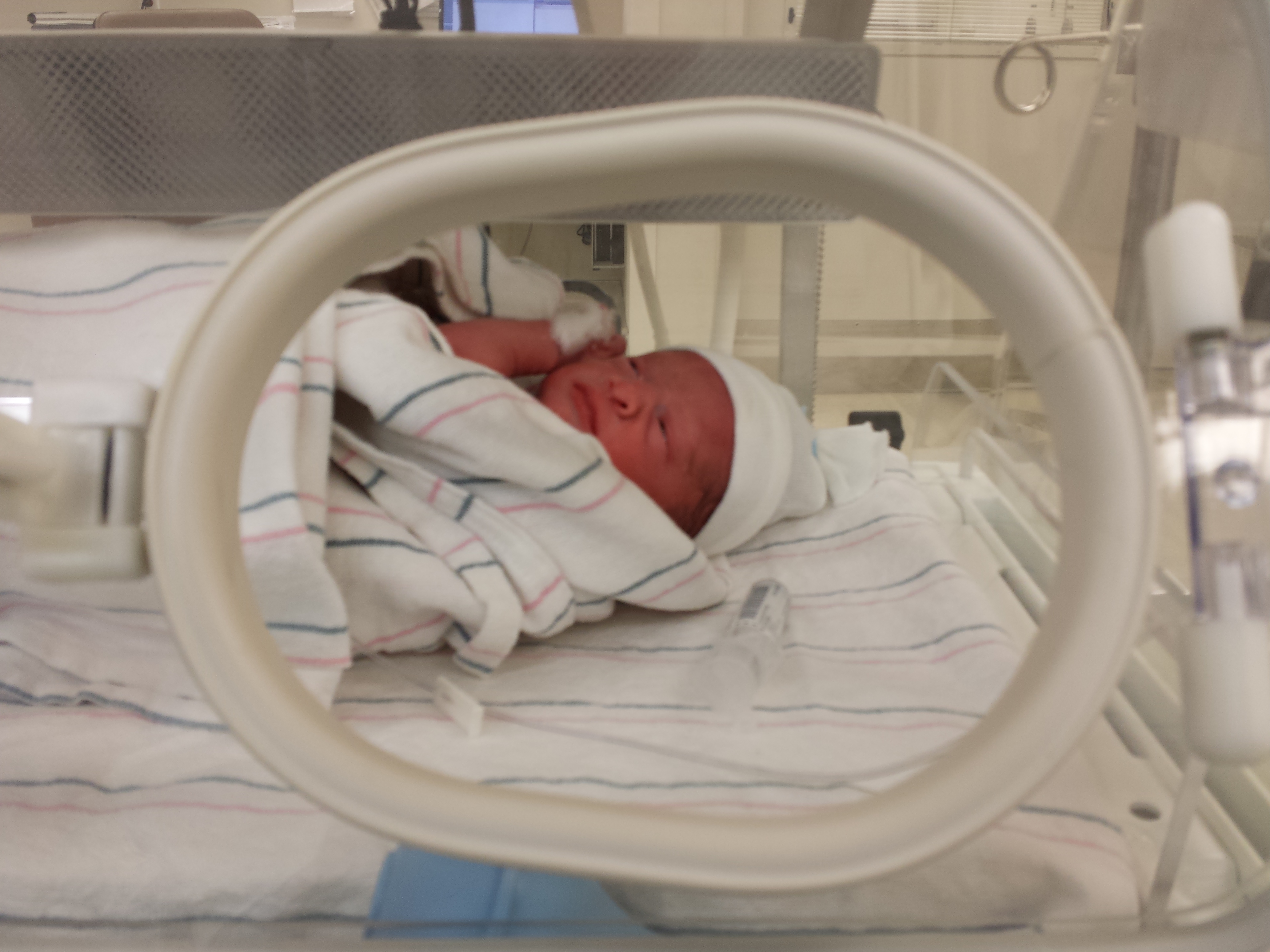He's off to his new NICU room