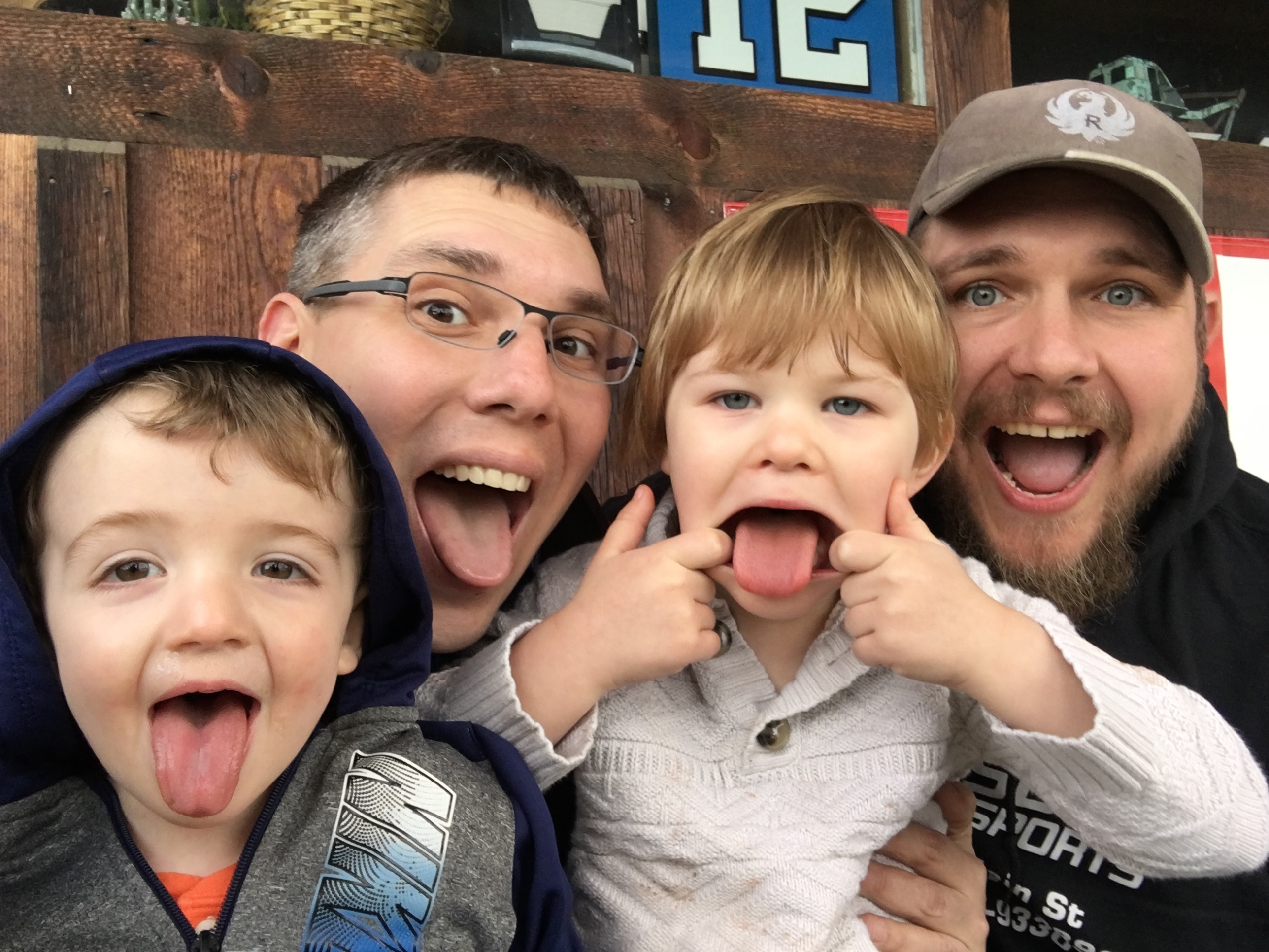 Silly Papineau cousins!