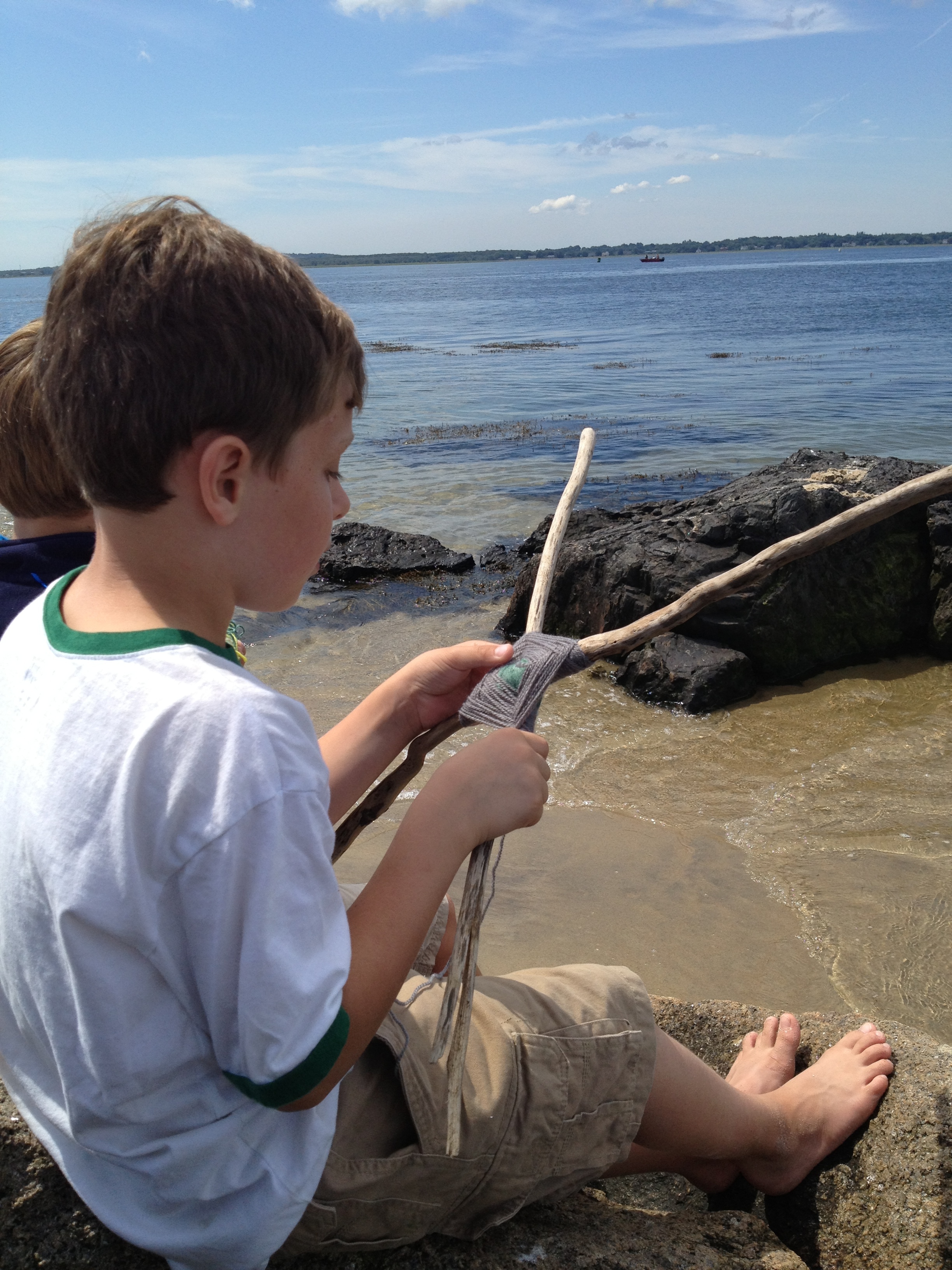 Weaving art by the riverside