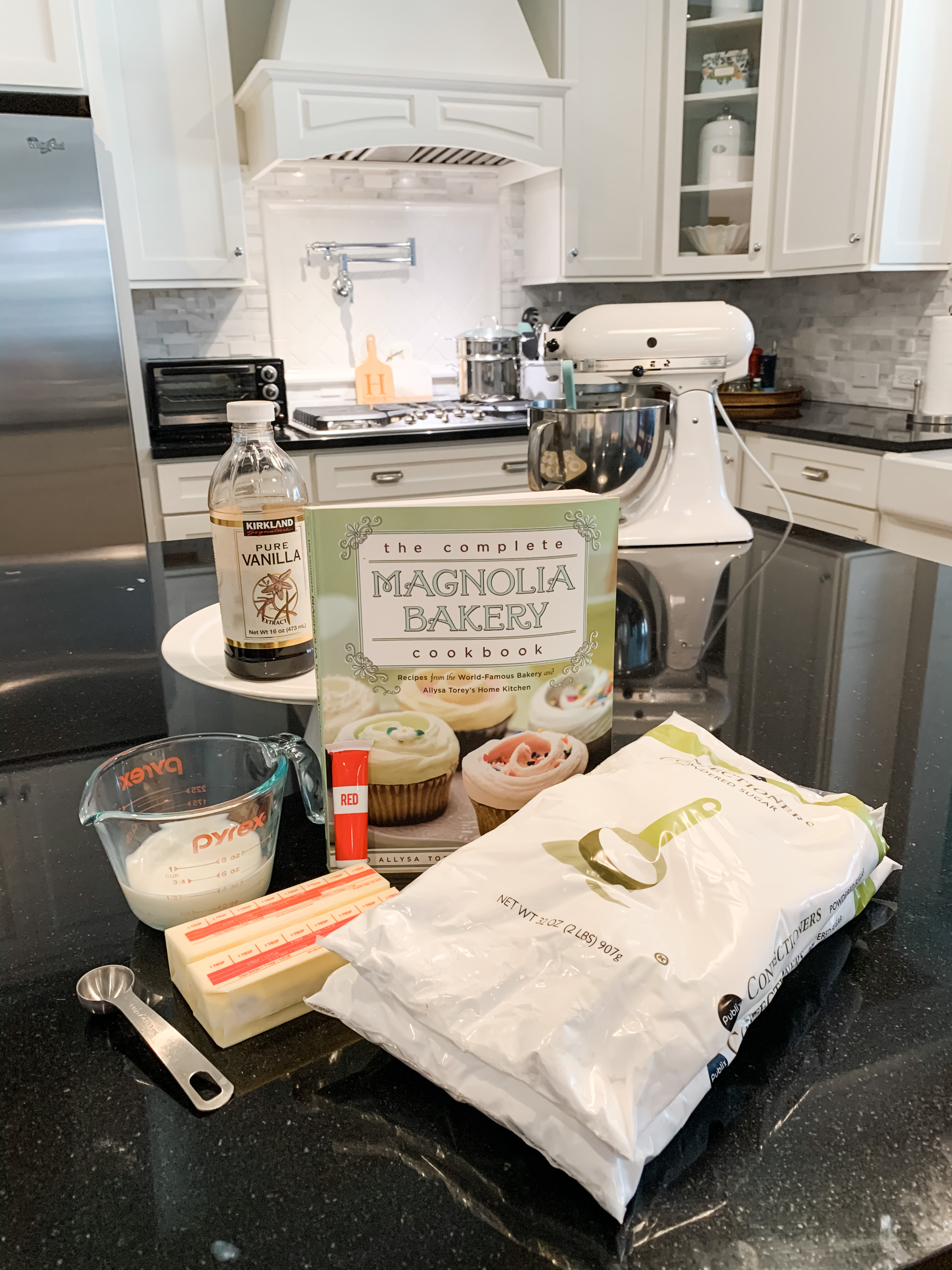 Vanilla Buttercream Icing Ingredients