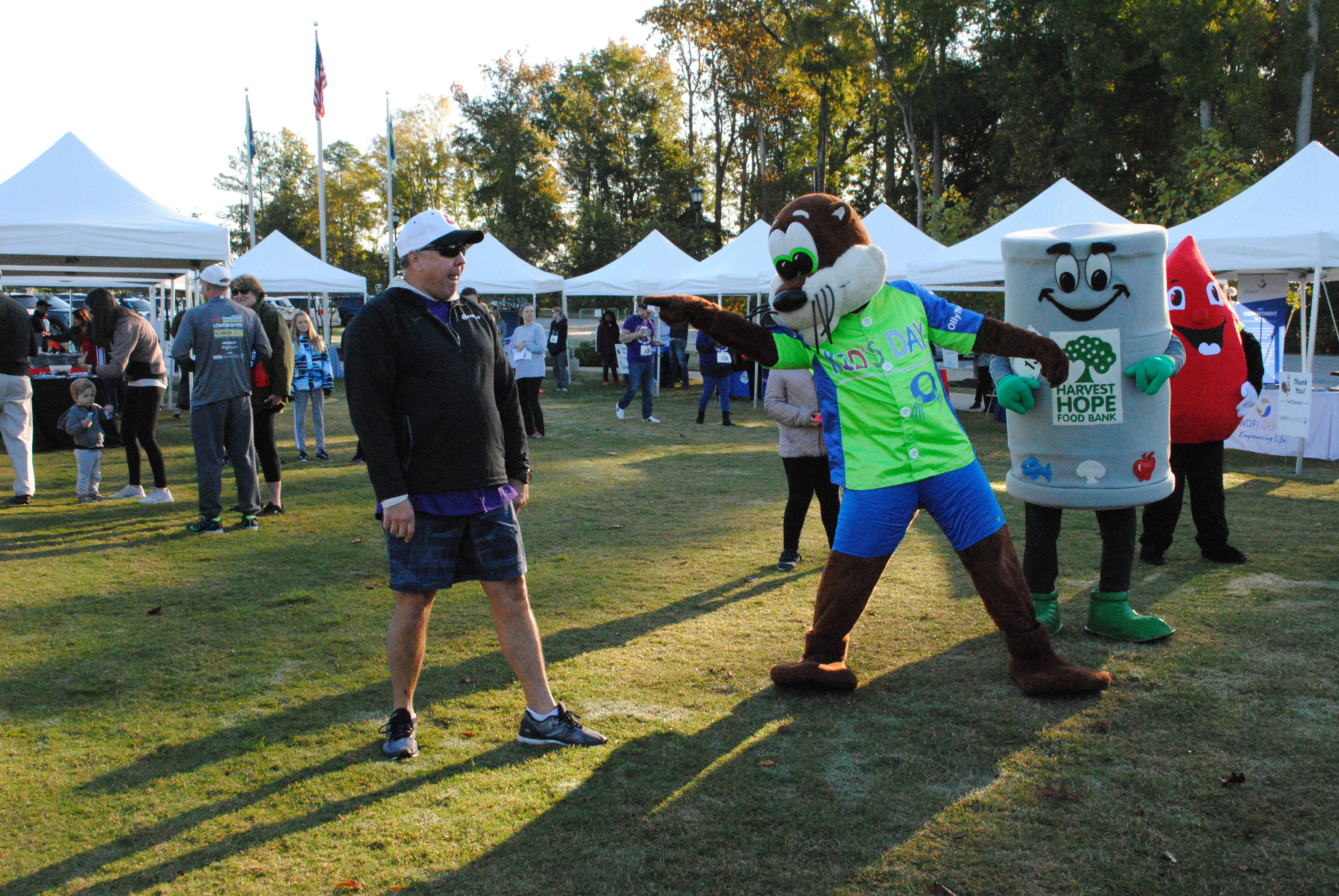 Olly Otter Joins The Turkey Trot