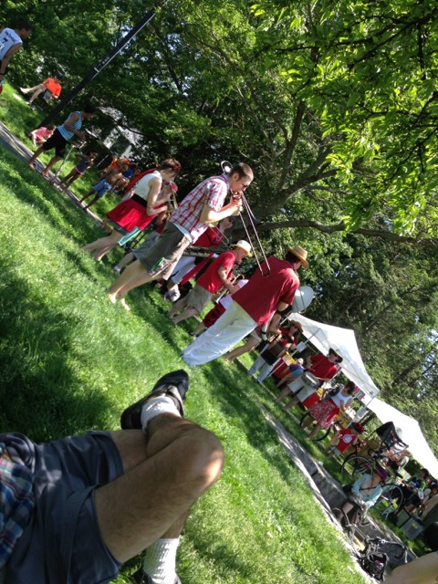 Honk Band, oompah wahoo.