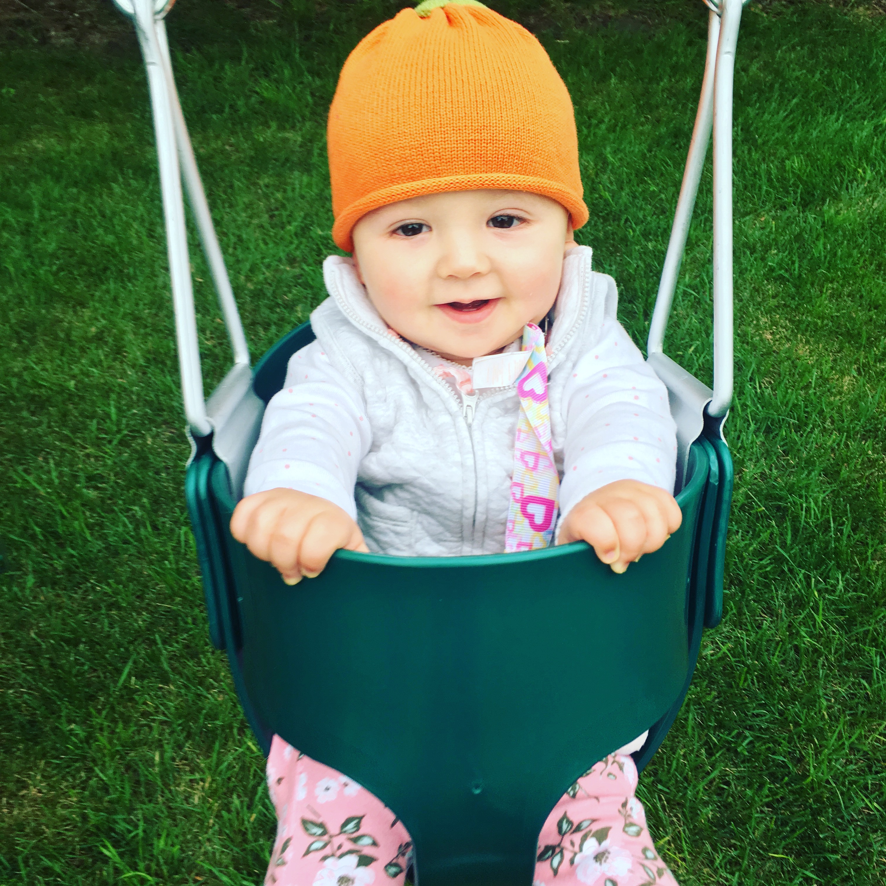 Loves Swinging