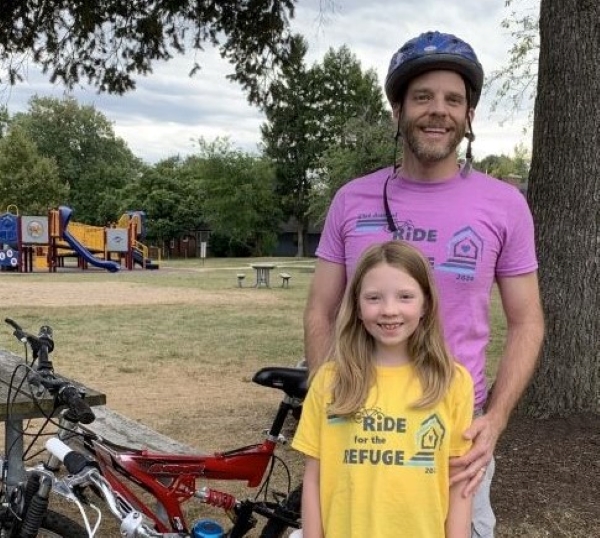 Kurt and Cora preparing for their ride
