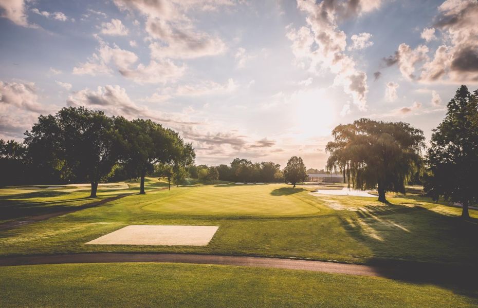 18 Holes of Golf and Lunch for Three at Ridgemoor Country Club!